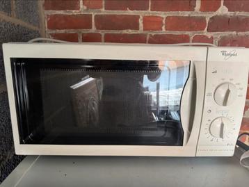 Microgolfoven Whirlpool beschikbaar voor biedingen