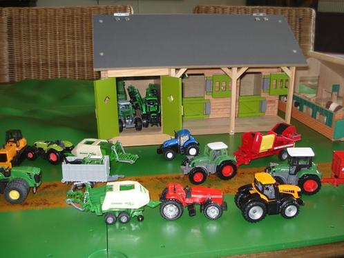 siku boerderijen en traktoren  buitenkans, Hobby en Vrije tijd, Modelauto's | 1:50, Zo goed als nieuw, Overige typen, SIKU, Ophalen