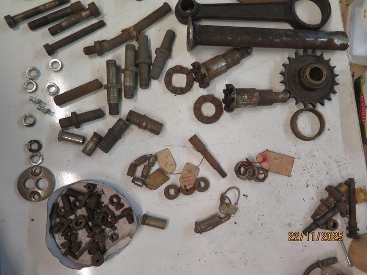 FN M60 en M67  ONDERDELEN, Motoren, Onderdelen | Oldtimers, Verzenden