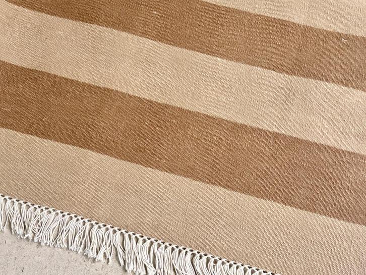 Handgeweven NIEUW tapijt (125 x 180 cm), Huis en Inrichting, Stoffering | Tapijten en Vloerkleden, Nieuw, 100 tot 150 cm, 150 tot 200 cm