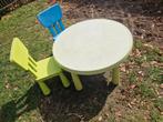 Ikea mammut ronde tafel en 2 stoelen, Enfants & Bébés, Chaise(s), Enlèvement, Utilisé