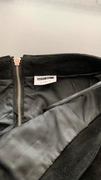 Zwart kort rokje, Enlèvement, Comme neuf, Taille 34 (XS) ou plus petite, Noir