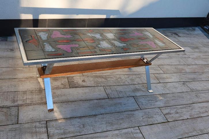 vintage salontafel met tegels SPACE AGE, Verzamelen, Retro, Huis en Inrichting, Ophalen