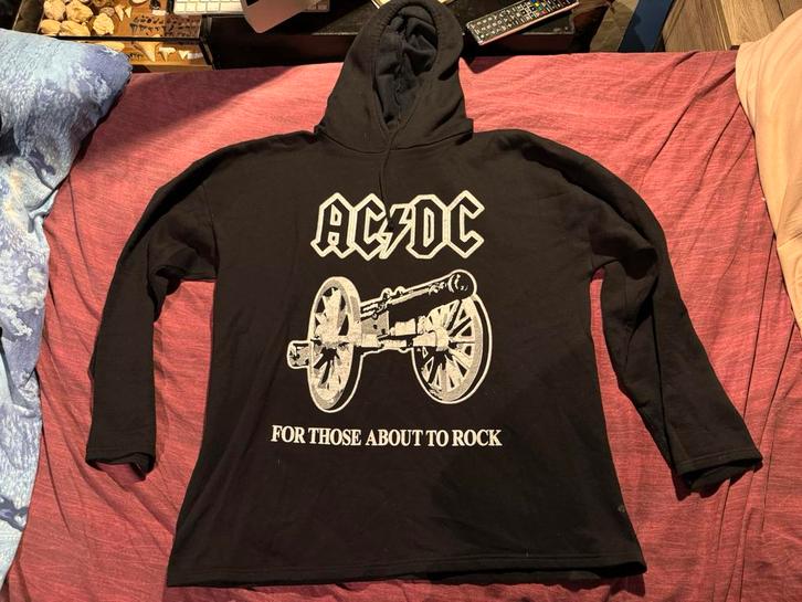 AC/DC hardrock/metal t-shirt en trui in perfecte staat, Kleding | Heren, T-shirts, Zo goed als nieuw, Maat 56/58 (XL), Zwart, Ophalen of Verzenden