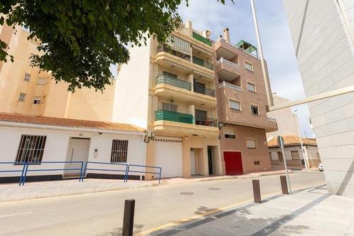 Bel appartement à vendre près de la plage de La Mata..., Immo, Étranger, Espagne, Appartement, Village