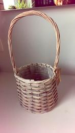 Prachtig gevlochten mandje, Ophalen of Verzenden, Zo goed als nieuw, Mand