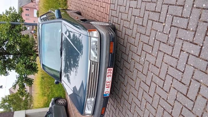 Oldtimer mazda 929, zeldzame auto, .. 2 stuks., Auto's, Mazda, Particulier, Benzine, Ophalen