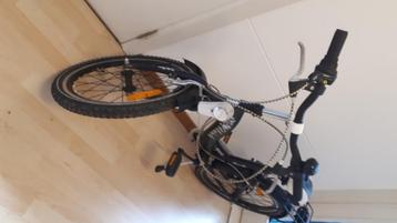 Kinderfiets voor meisjes beschikbaar voor biedingen