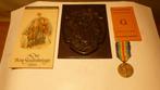 Lot van 4 originele items van WO1 en WO 2., Verzamelen, Ophalen of Verzenden, Overige soorten, Embleem of Badge