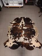 Koehuid - koeienvel - tapijt - vloerkleed - dierenvel, 150 tot 200 cm, 150 tot 200 cm, Landelijk, Zo goed als nieuw