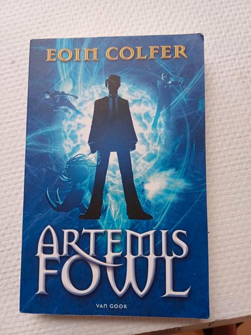 Eoin Colfer - Artemis Fowl 1, Boeken, Kinderboeken | Jeugd | 10 tot 12 jaar, Zo goed als nieuw, Ophalen of Verzenden