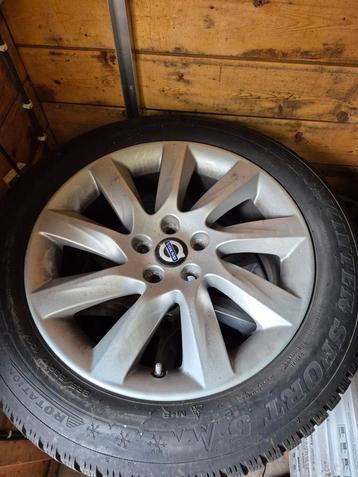 Jantes volvo, Autos : Pièces & Accessoires, Pneus & Jantes, Enlèvement, Pneus hiver, Pneu(s)