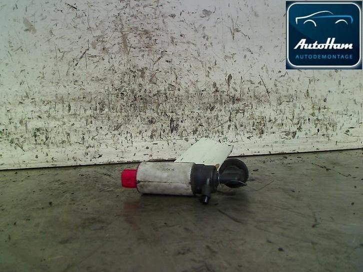 RUITENSPROEIERPOMP VOOR Volvo V40 (VW) (01-1995/06-2004), Auto-onderdelen, Ruiten en Toebehoren, Volvo, Gebruikt
