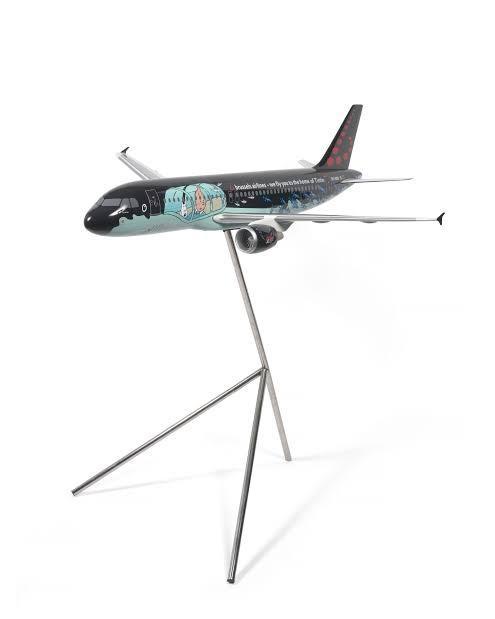 A320 airbus tintin 1/25, Verzamelen, Luchtvaart en Vliegtuigspotten