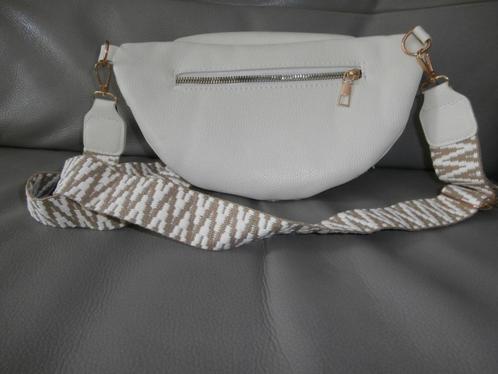 kleine nieuwe tas, Handtassen en Accessoires, Tassen | Schoudertassen, Nieuw, Ophalen of Verzenden