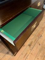 Brown vintage dresser, Ophalen