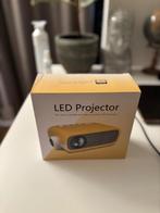 LED Projector, Audio, Tv en Foto, Beamers, Ophalen, Zo goed als nieuw, LED, Full HD (1080)
