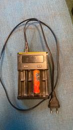 Batterijoplader nitecore new i4 charger, Audio, Tv en Foto, Accu's en Batterijen, Ophalen of Verzenden, Zo goed als nieuw