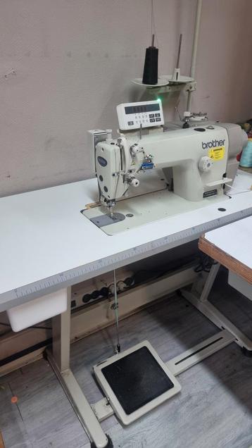 Brother vol automatisch naaimachine  beschikbaar voor biedingen