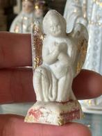 Statue d'ange en porcelaine du XIXe siècle, Antiquités & Art, Antiquités | Objets religieux, Enlèvement ou Envoi