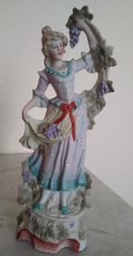 Gepolychromeerd biscuit beeldje H27cm  Antiek beeldje, Antiek en Kunst, Verzenden