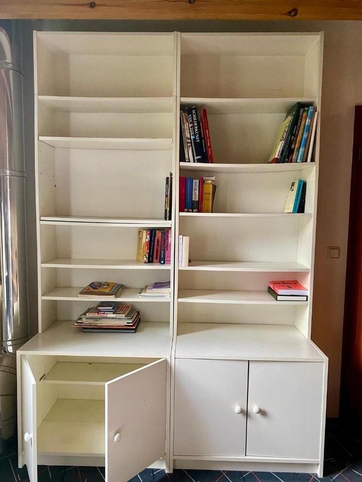 Billy boekenkast wit Ikea (dubbel), Huis en Inrichting, Kasten | Boekenkasten, Gebruikt, Met deur(en), Met plank(en), Ophalen