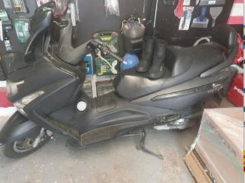 Scooter Sym 125 cc pack sport et poigner chauffant beschikbaar voor biedingen