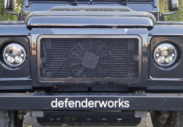 Landrover Defender TD4 & Td5 Grille set  beschikbaar voor biedingen
