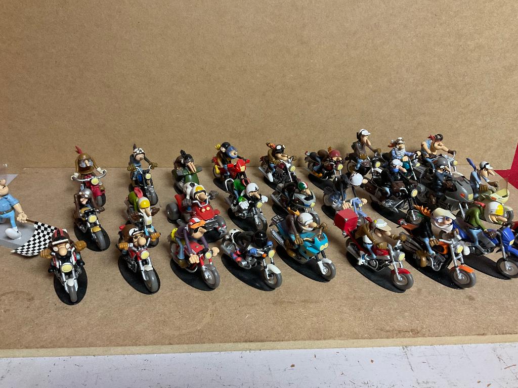 Figurines Joe Bar Team - Collection Hachette (1), Verzamelen, Stripfiguren, Zo goed als nieuw, Beeldje of Figuurtje, Overige figuren