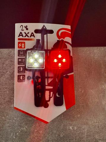 Originele AXA-koplampen beschikbaar voor biedingen