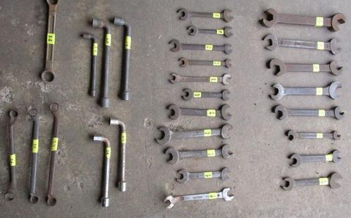 Lot steeksleutels pijpsleutels ringsleutels - vintage stuks, Doe-het-zelf en Bouw, Gereedschap | Handgereedschap, Gebruikt, Ophalen of Verzenden