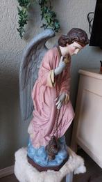 kerkbeeld altaar engel met godslamp, Ophalen