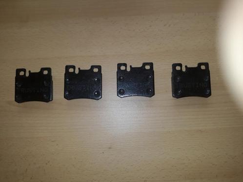 Remblokken nieuw achteras., Auto-onderdelen, Remmen en Aandrijving, Mercedes-Benz, Chrysler, Ophalen of Verzenden