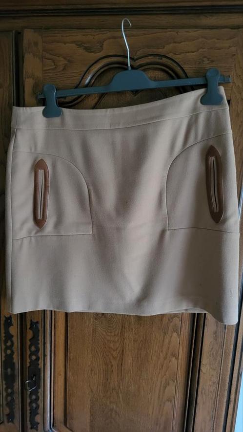 Camelkkleurige rok merk Caroll mt 44 als nieuw, Kleding | Dames, Rokken, Zo goed als nieuw, Ophalen of Verzenden
