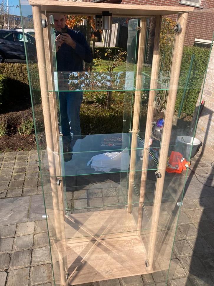 Prachtige glazen vitrinekast, Huis en Inrichting, Kasten | Vitrinekasten, Nieuw, 150 tot 200 cm, 50 tot 100 cm, 25 tot 50 cm, Met deur(en)