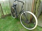 antieke fiets omafiets oldtimer classic retro vintage WOII, Ophalen