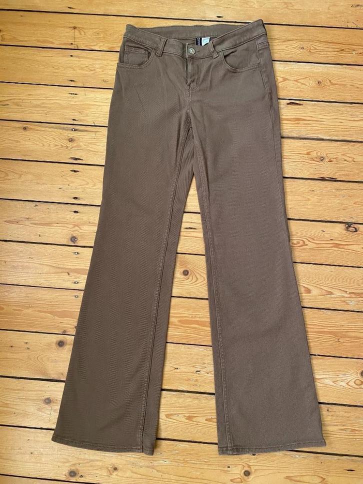 Bruine broek H&M, als nieuw, maat 38, Kleding | Dames, Broeken en Pantalons, Zo goed als nieuw, Maat 38/40 (M), Bruin, Lang, Ophalen of Verzenden