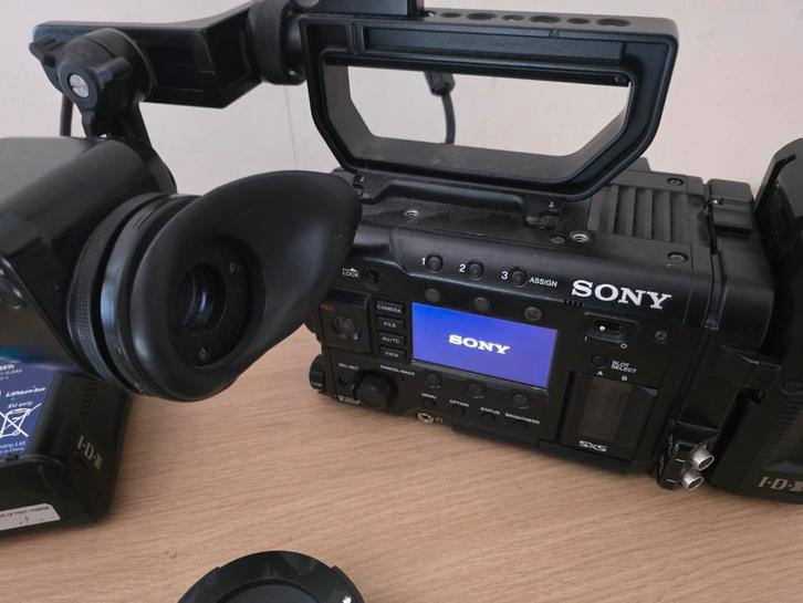Sony PMW-F5 CineAlta camera records, Audio, Tv en Foto, Videocamera's Digitaal, Zo goed als nieuw, Camera, Canon, Externe microfoon