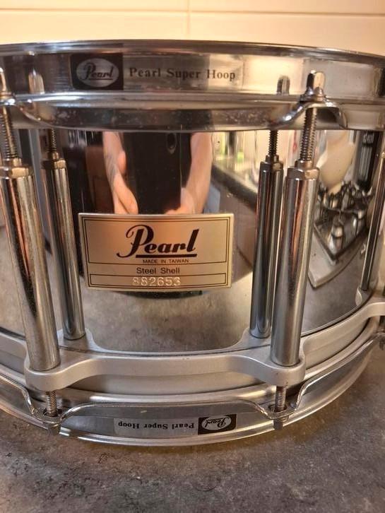 Pearl vintage free floating snaredrum 14x6,5 voor drumstel, Muziek en Instrumenten, Instrumenten | Toebehoren, Zo goed als nieuw