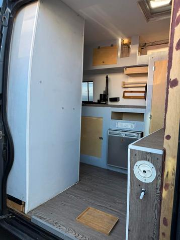 Campervan - 3.0d - douche/keuken/leefbattrij beschikbaar voor biedingen