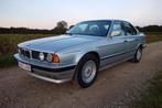 BMW 520i e34 met kvv, Argent ou Gris, 4 portes, Boîte manuelle, Alcantara