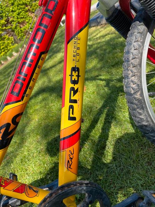 Diamond pro „24" mountainbike voor kinderen, Fietsen en Brommers, Fietsen | Kinderfietsjes, Gebruikt, 20 inch of meer, Ophalen