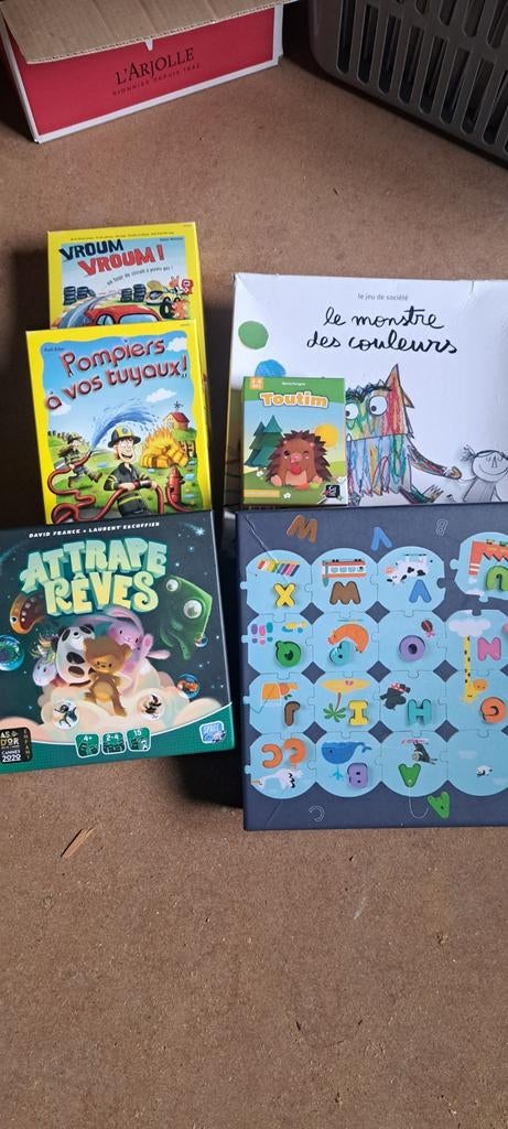 5 jeux de société, Hobby & Loisirs créatifs, Jeux de société | Jeux de plateau, Comme neuf, Trois ou quatre joueurs