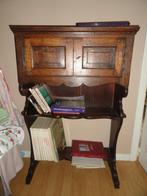 Joli petit meuble de bureau ancien, Antiquités & Art, Antiquités | Meubles | Armoires, Enlèvement