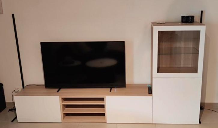 Tv meubel wit en eikeneffect, Huis en Inrichting, Kasten |Televisiemeubels, Zo goed als nieuw, Ophalen