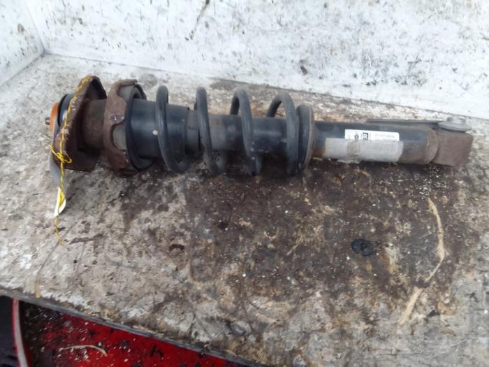 Schokdemper rechts-achter van een Mini Countryman, Auto-onderdelen, Ophanging en Onderstel, Mini, Gebruikt, 3 maanden garantie