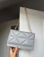 Handtas Fashion Nova, Handtassen en Accessoires, Tassen | Damestassen, Ophalen of Verzenden, Nieuw, Grijs, Schoudertasje