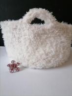 fluffy gehaakte tas, Handtassen en Accessoires, Tassen | Damestassen, Verzenden, Nieuw, Overige kleuren, Overige typen