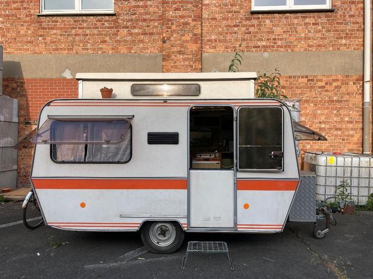 Vintage caravan Rapido Golf, Caravans en Kamperen, Caravans, Particulier, tot en met 3, 500 - 750 kg, Treinzit, Rapido, 2 aparte bedden