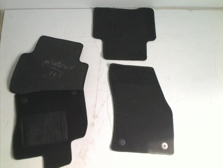 INTERIEUR COMPLET Volkswagen Touran (5T1) (01-2015/07-2022), Autos : Pièces & Accessoires, Habitacle & Garnissage, Volkswagen